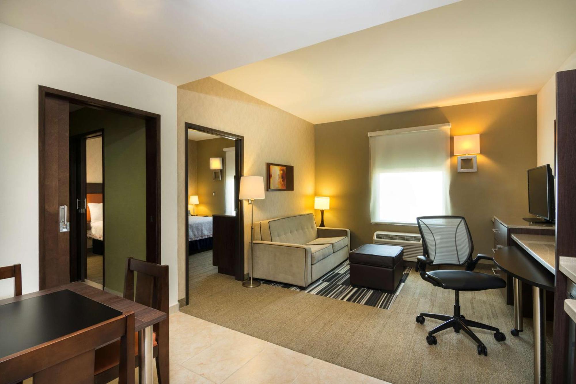 Homewood Suites By Hilton Queretaro Jurica Bagian luar foto