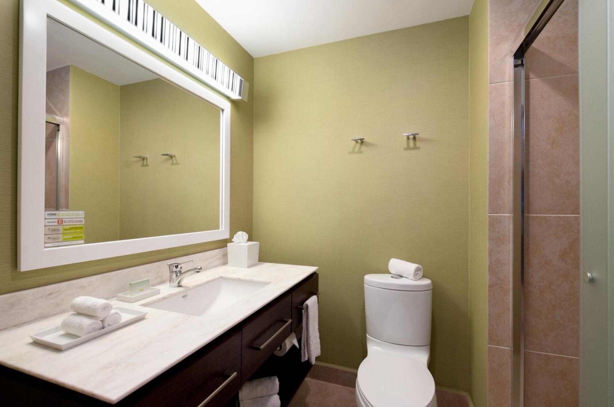 Homewood Suites By Hilton Queretaro Jurica Bagian luar foto