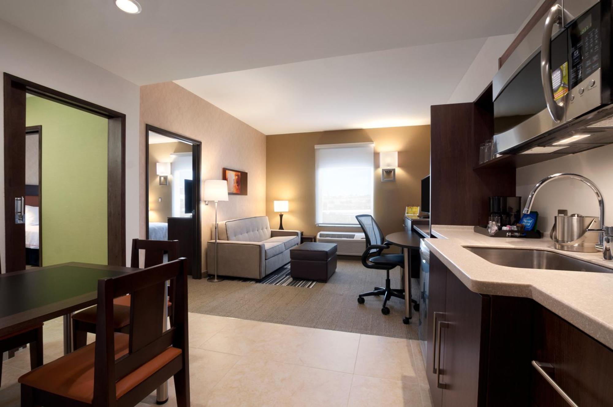 Homewood Suites By Hilton Queretaro Jurica Bagian luar foto